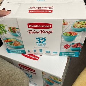 - Rubbermaid TakeAlongs 32 piece set Made IN the USA